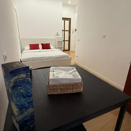 Casa Achille - Piazza Bologna-3
